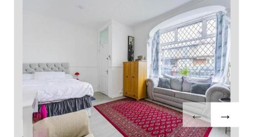 Leigh House | Spacious house near Westleigh Township, 4 Bed Room, Wifi, Private Parking