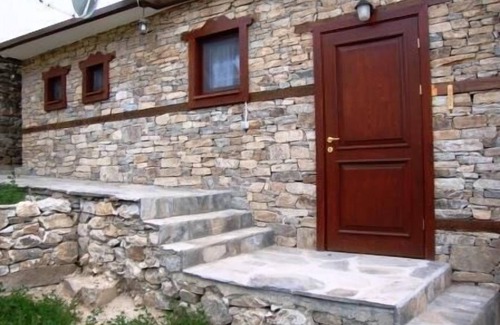 Delchevo House | Spacious house with terrace and balcony with good views, comfortable furnishings