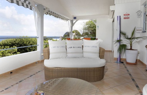 Le Diamant Cottage | Spacious housing facing the Diamant bay with beach 150m