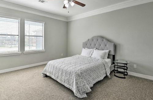 Briarforest House | Spacious Houston Home about 16 Mi to NRG Stadium!