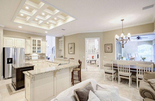 St. Simons Island House | SPACIOUS LUXURY HOME