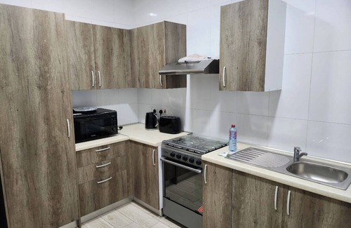 Nungua Apartment | Spacious Luxury 3Bed Hse in Tema Netflix