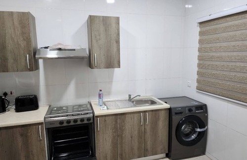 Nungua Apartment | Spacious Luxury 3Bed Hse in Tema Netflix