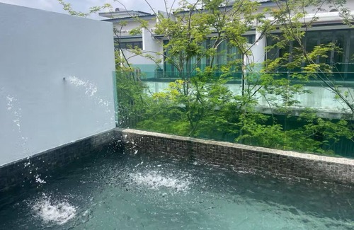 Puchong Villa | Spacious, Luxury and Affordable Private Pool Villa in Cyberjaya
