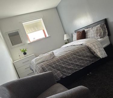 Newcastle-upon-Tyne Bed & Breakfast | Spacious Luxury Homes