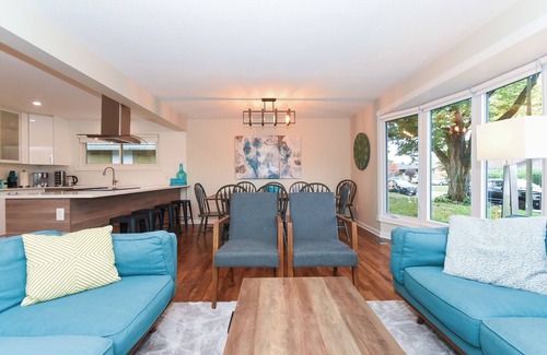 Ottawa Division Apartment | Spacious Main Lev Apt | Algonquin | 4 Beds, 2 Bath | Sleeps 8