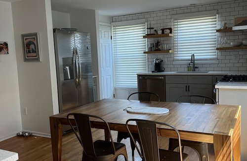 Margate City House | Spacious, modern beach cottage in Margate one mile from the beach