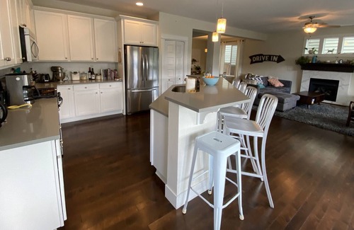 Portland House | Spacious Modern Home in St Johns with Gorgeous Views