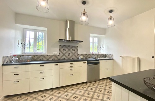 Javaugues Cottage | Spacious Modern House with Garden, Terrace & Game Room Near Brioude