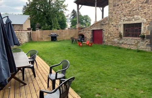 Javaugues Cottage | Spacious Modern House with Garden, Terrace & Game Room Near Brioude