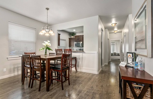 West Valley House | Spacious Modern Solar Powered Home w/Arcade!