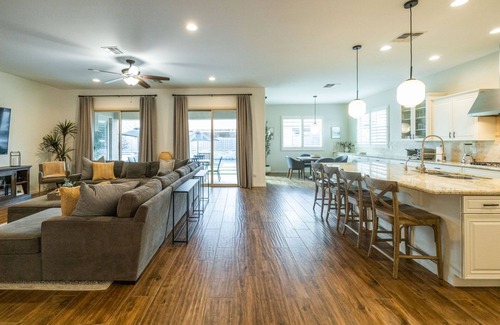 Queen Creek House | Spacious Monthly Stay: Heated Pool, Spa, Sleeps 14