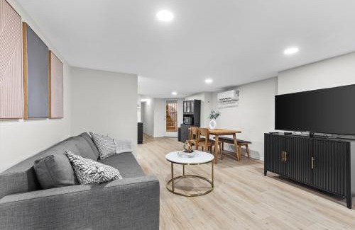 Logan Circle Apartment | Spacious NW Apt Steps to 14th Street Corridor