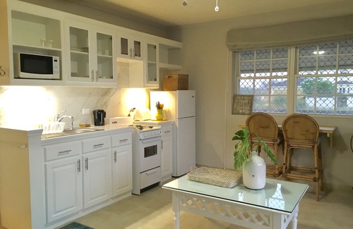 Oistins Villa | Spacious Oceanview One Bedroom Apartment