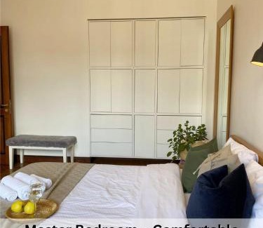 Old Town Apartment | Spacious Old Town Apt, 3 Private Rooms, Sleeps 6-7