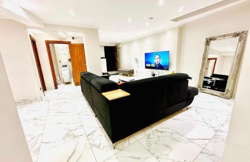 Sudbury Apartment | Spacious One Bed Property in Wembley