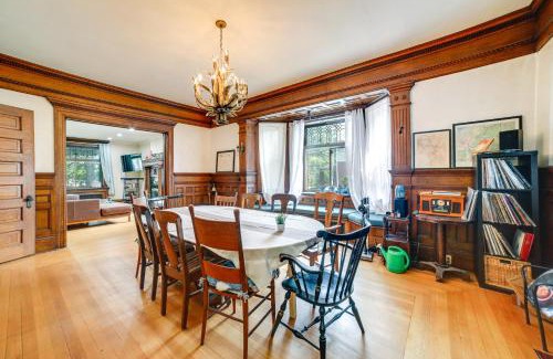 Wilkinsburg House | Spacious Pittsburgh Rental Walk to Frick Park!