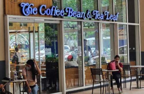 Bel-Air Apartment | Spacious Pool View 2br 2bath Apt in Makati