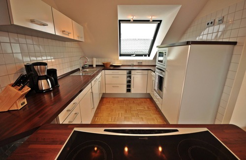 Bielefeld Apartment | Spacious, prestigious and comfortably furnished 3-room apartment