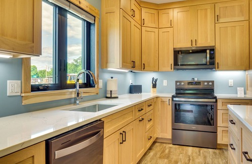 Preston House | Spacious Preston Home w/Fire Pit!