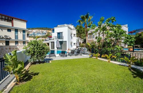 Kalkan Villa | Spacious & private 4-bedroom villa with sea views, centrally located