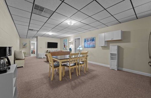 Buxton House | Spacious, Private, large pool near beaches!