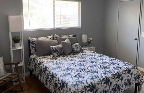 Mira Loma House | Spacious Quiet 4bd Home