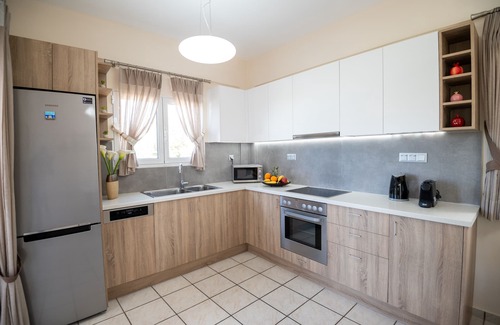 Geropotamos Villa | Spacious & quiet viIla with private pool, bbq and breathtaking view!