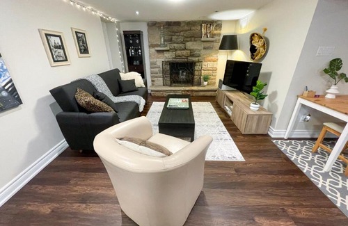 Wexford - Maryvale Apartment | Spacious & Renovated 1BD Suite w/parking
