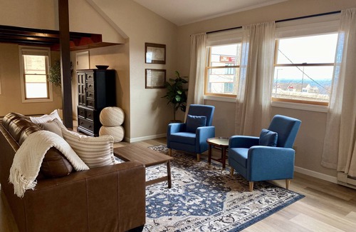Endion Apartment | Spacious, renovated barn apartment within walking distance to Lake Superior.