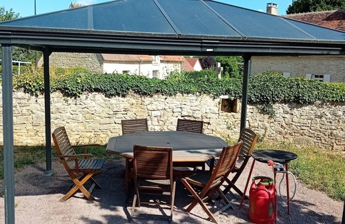 La Celle Apartment | Spacious rental in restored former priory
