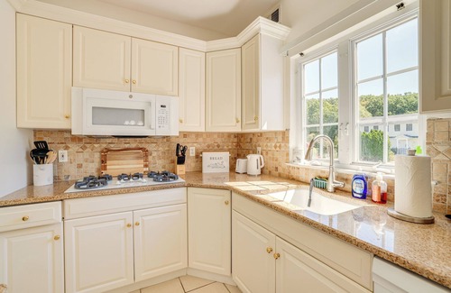 Baptistown House | Spacious Retreat in Frenchtown w/Deck & Fire Pit