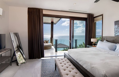 Fryes Beach Hotel | Spacious Retreat Perfect for Family and Friends Seaside Getaway and Relaxation!
