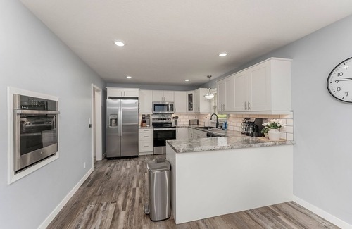 Sioux Falls House | Spacious Retreat with a Hot Tub and Theater Room