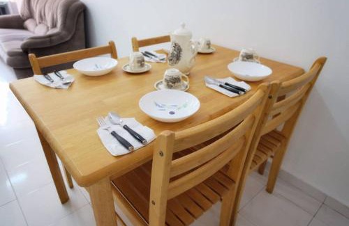 Seremban Apartment | Spacious Rooms Central Park Homestay Seremban 2