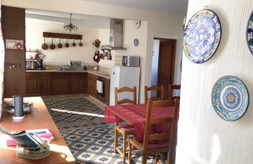 Planques House | Spacious, rustic farmhouse with secure garden for pets and children