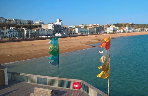 Ore Apartment | Spacious Self-Catering 1 Bed Apt/Country & Sea Views