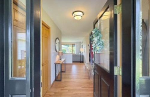 Sequim House | Spacious Sequim Retreat