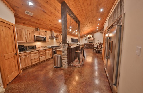 Plummers Landing House | Spacious & serene country location with cozy at home familiarity.