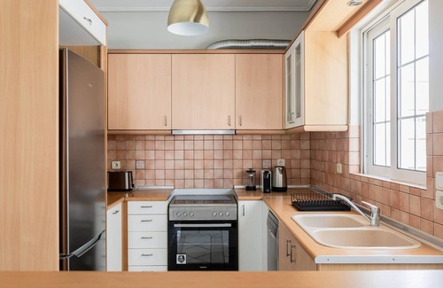 Marousi Apartment | Spacious Serenity in Marousi