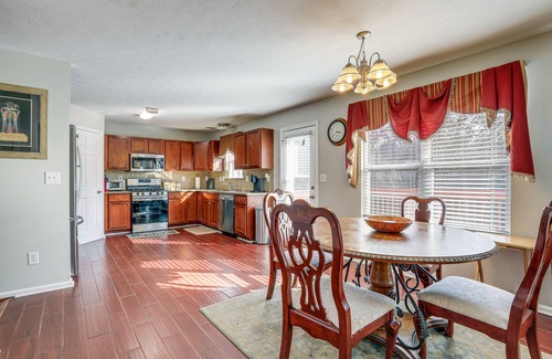 Snellville House | Spacious Snellville Home: 28 Mi to Atlanta!