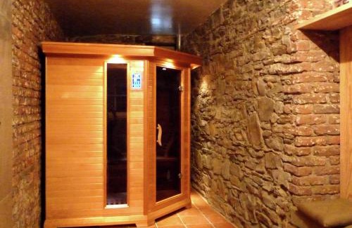 Spa Villa | Spacious Spa Villa with Garden