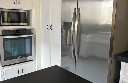 North Long Beach House | Spacious Spanish Casita