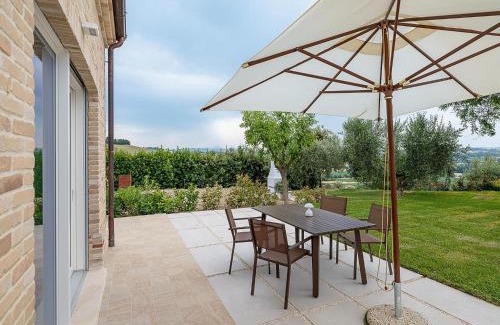 Montelupone House | Spacious Stay in Montelupone