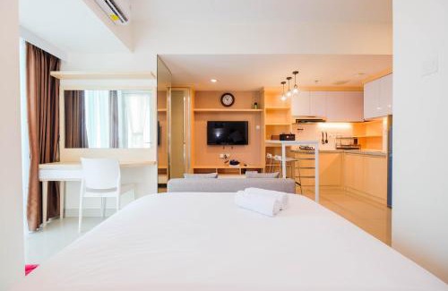 Pekayon Jaya Apartment | Spacious Studio at Grand Kamala Lagoon Apartment By Travelio