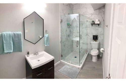 Orange Apartment | Spacious studio Duplex.