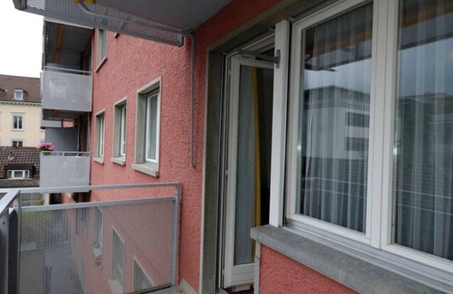 Muhlebach Apartment | Spacious studio near lake and opera (Mill 5.12)