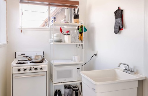 Joshua Tree Apartment | Spacious Studio w/Kitchenette, Bathroom, Private Yard/Entrance. JT/Hi Desert