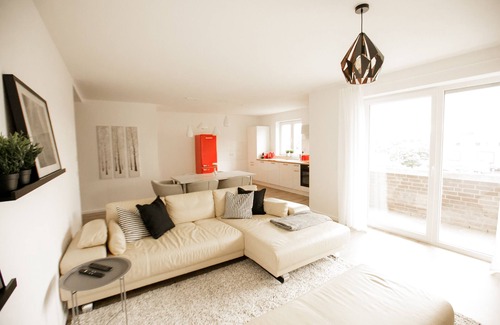 Siegburg House | 💎 SPACIOUS & STYLISH ❤️ BRIGHT & COMFORTABLE 💎