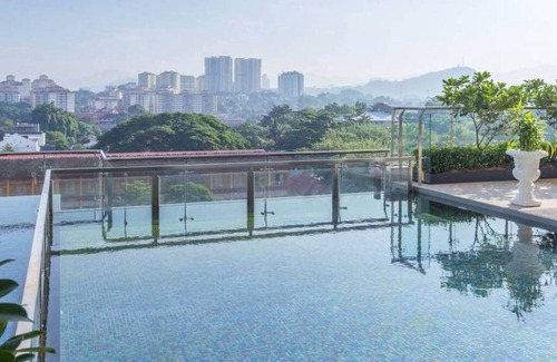 Kampung Datuk Keramat Condo | Spacious & Stylish Haven For 4 Pax Near KLCC W/Infinity Pool